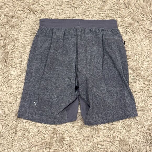 Lululemon T.H.E. Short *Luxtreme Liner 9" size medium - Picture 4 of 5